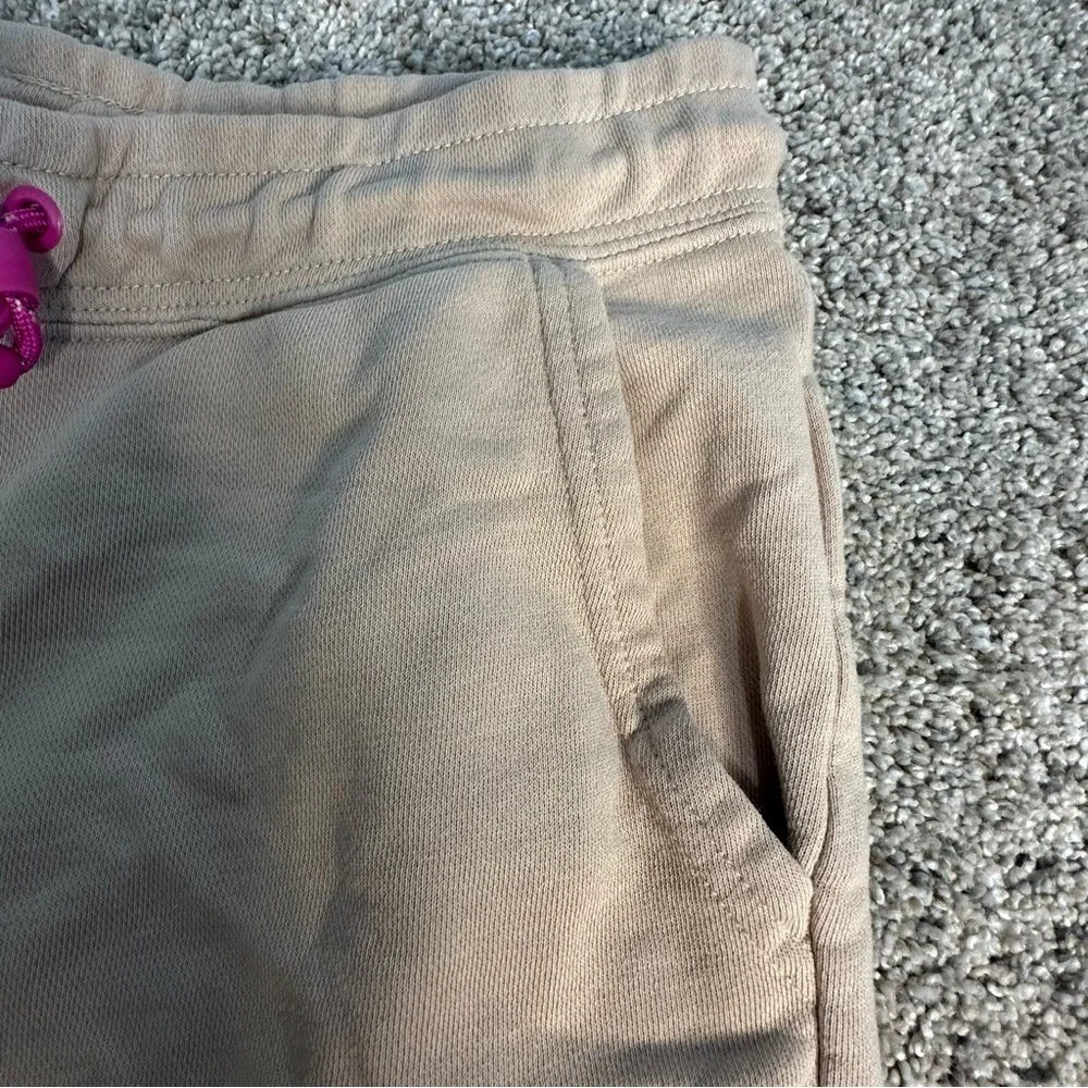 Nike Sportswear Icon Clash Fleece Drawcord Shorts small tan loungewear pockets - Picture 11 of 16